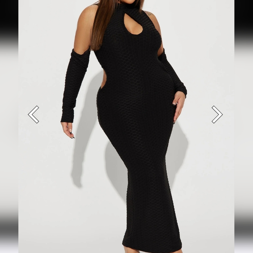Fashion Nova Sarah Textured Maxi Dress Black-NWT